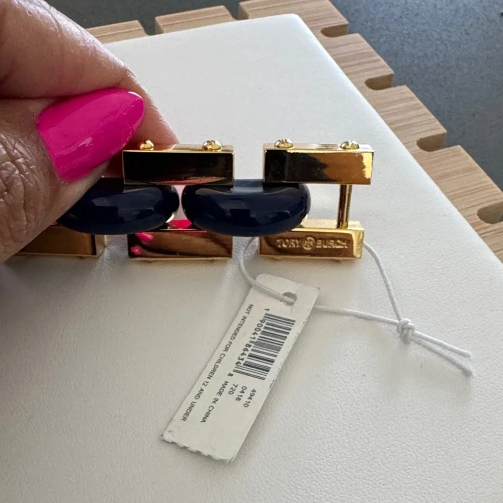 Tory Burch NWT Gold and Blue inlay enamel Chunky Bracelet